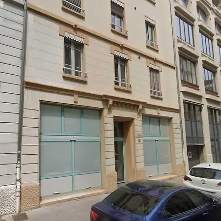Apartamento 6 - Part Dieu - Rue Cuvier - Rdc02 *